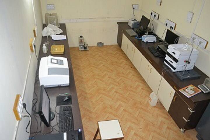 Shri Vithal Education and Research Institute's College of Pharmacy campus in Solapur, Maharashtra, India — photo 5