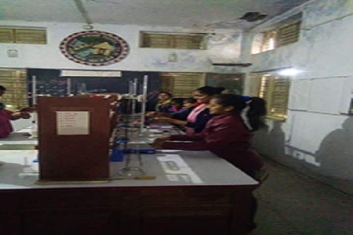 Darbar Gopaldas Shikshan Mahavidhyalaya campus in Jamnagar, Gujarat, India — photo 2