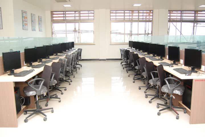 Sandip University campus in Nashik, Maharashtra, India — photo 4