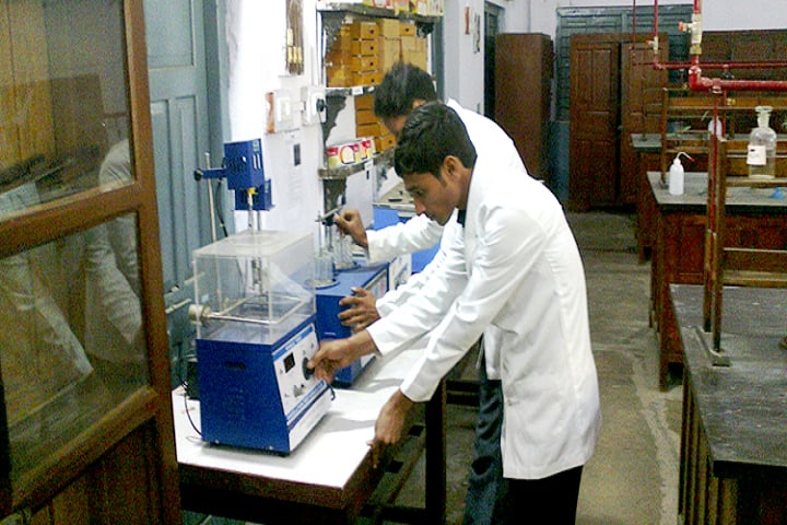 Radha Krishna College of Pharmacy campus in Kanpur Nagar, Uttar Pradesh, India — photo 2