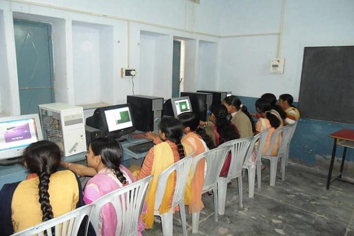 Chaudhary Maniram College of B Ed campus in Hanumangarh Town, Rajasthan, India — photo 4
