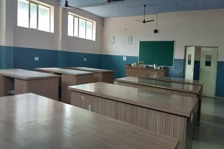 CL College of Education campus in Narnaul, Haryana, India — photo 3