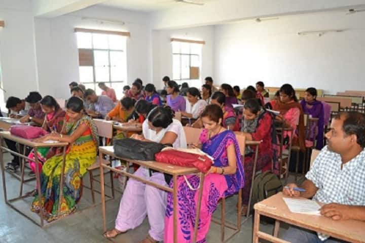 Bhabha College of Education campus in Bhopal, Madhya Pradesh, India — photo 2