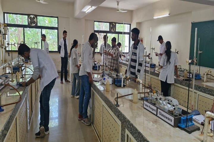 LJ School of Applied Sciences campus in Ahmedabad, Gujarat, India — photo 4