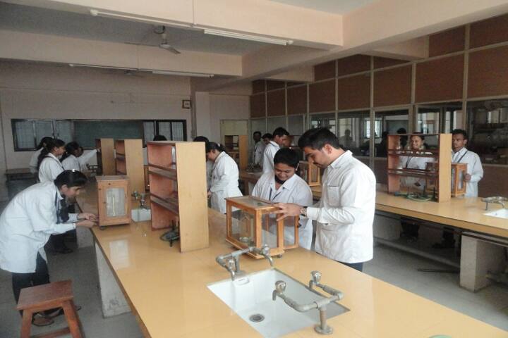 Pune District Education Association's Shankarrao Ursal College of Pharmacy Diploma campus in Pune, Maharashtra, India — photo 6