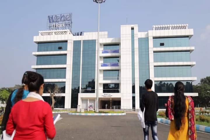 Susrijo Institute of Paramedical Technology and Optometry campus in Krishnanagar, West Bengal, India — photo 1