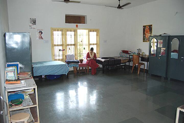 Post Graduate Institute of Behavioural and Medical Sciences campus in Raipur, Chhattisgarh, India — photo 3
