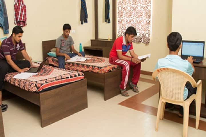 Zee College of Pharmacy campus in Unnao, Uttar Pradesh, India — photo 2