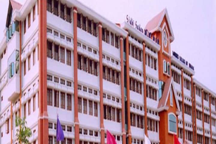 Lourdes College of Nursing campus in Kochi, Kerala, India — photo 1