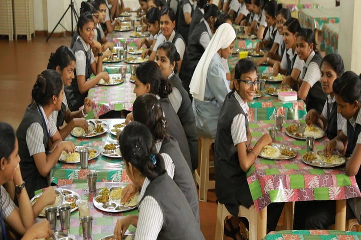 Lourdes College of Nursing campus in Kochi, Kerala, India — photo 4