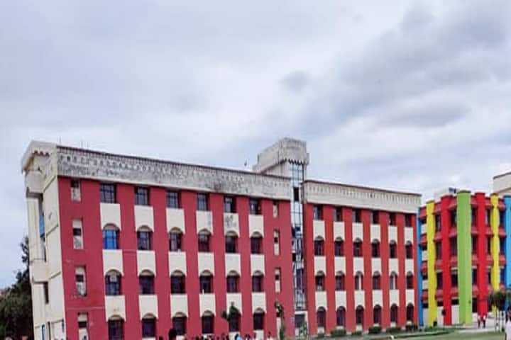 MIT College of Pharmacy campus in Moradabad, Uttar Pradesh, India — photo 1