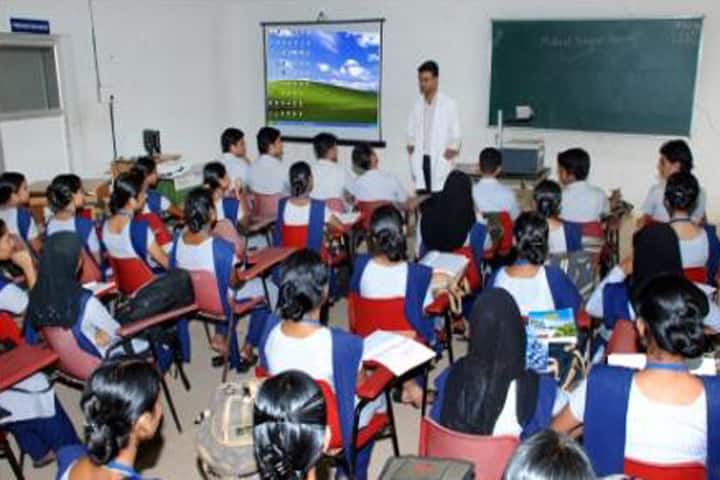 KMCT College of Nursing campus in Kozhikode, Kerala, India — photo 1