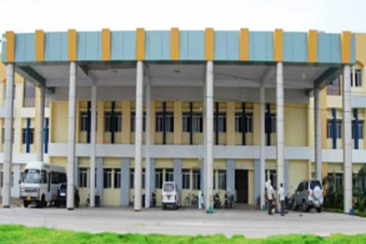 Karpaga Vinayaga College of Nursing campus in Kancheepuram, Tamil Nadu, India — photo 1