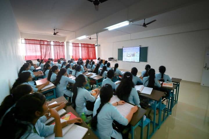 Yashwantrao Bhonsale College of Pharmacy campus in Sindhudurg, Maharashtra, India — photo 2