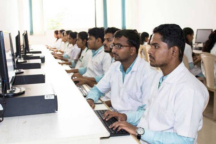 Yashwantrao Bhonsale College of Pharmacy campus in Sindhudurg, Maharashtra, India — photo 3