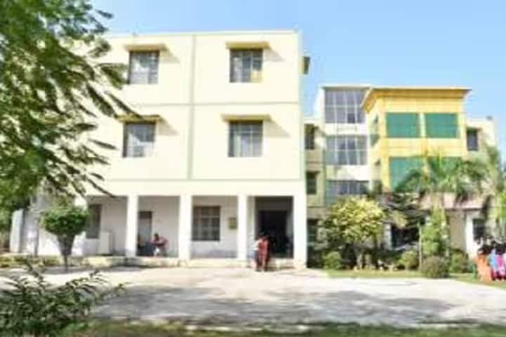 Dr Shadi Lal College of Education campus in Meerut, Uttar Pradesh, India — photo 1