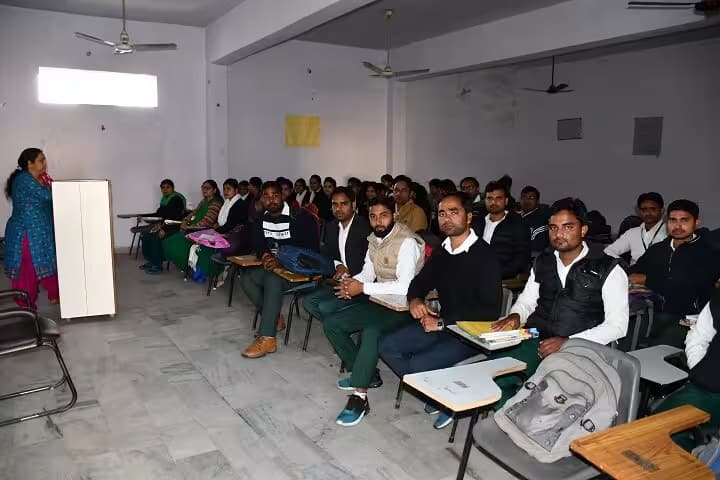 Dr Shadi Lal College of Education campus in Meerut, Uttar Pradesh, India — photo 2