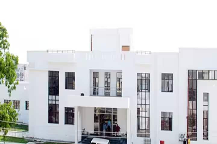 Manyawar Kanshiram Institute of Tourism Management, Lucknow campus in Lucknow, Uttar Pradesh, India