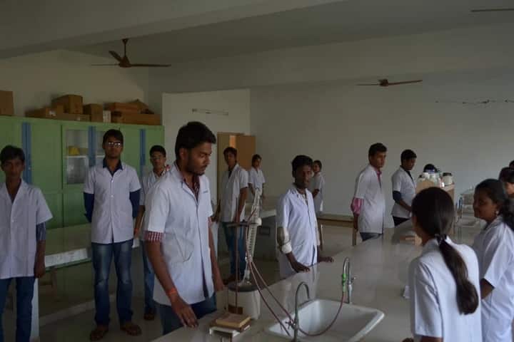 Yalamarty Pharmacy College campus in Visakhapatnam, Andhra Pradesh, India — photo 2