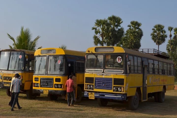 Yalamarty Pharmacy College campus in Visakhapatnam, Andhra Pradesh, India — photo 3