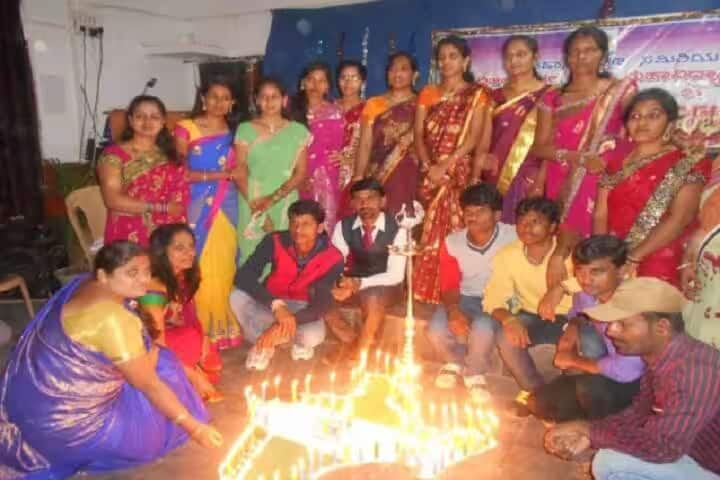 Vijayanagar College of Education campus in Hubli, Karnataka, India — photo 4