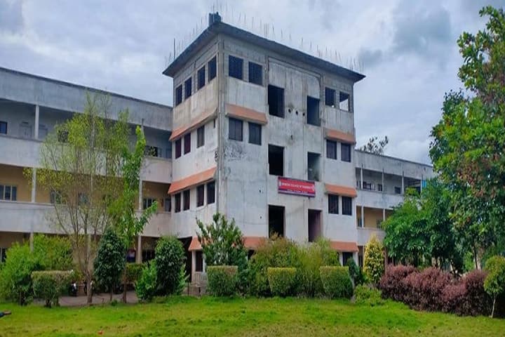 Womens College of Pharmacy campus in Vadgaon Kasba, Maharashtra, India — photo 1