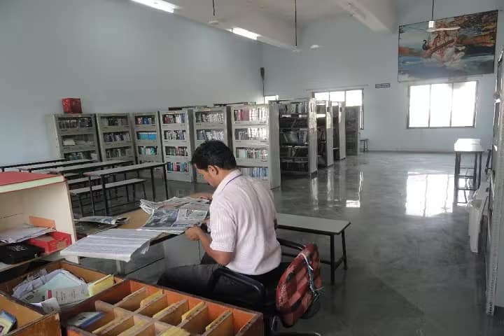 Priyadarshini JL College of Pharmacy Diploma campus in Nagpur, Maharashtra, India — photo 5