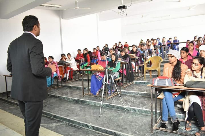 Shaheed Lieutenant Kiran Shekhawat Government College for Women campus in Nuh, Haryana, India — photo 3