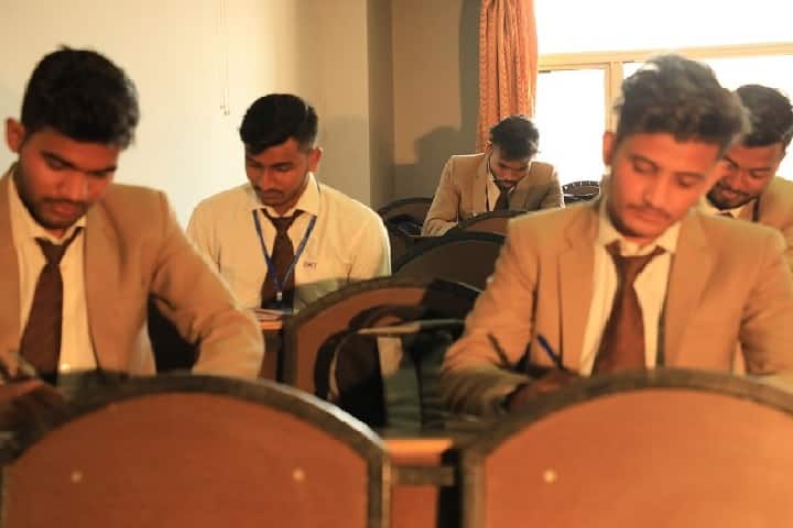 IIMT College of Management campus in Greater Noida, Uttar Pradesh, India — photo 2