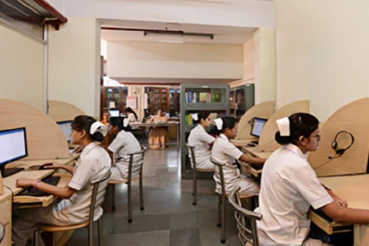 Holy Family Hospital campus in New Delhi, Delhi, India — photo 4