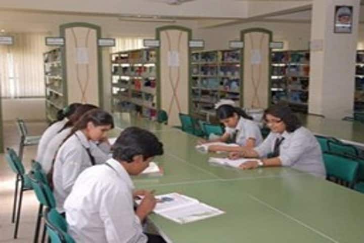 Jayoti Vidyapeeth Women's University campus in Jaipur, Rajasthan, India — photo 5