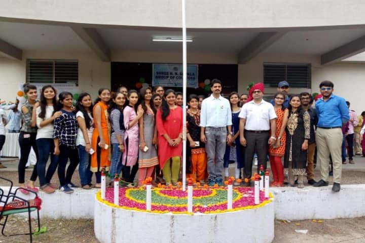 Shree HN Shukla Homeopathic Medical College and Hospital campus in Rajkot, Gujarat, India — photo 4