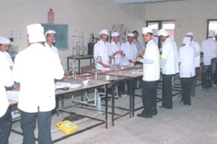 Mahavir Institute of Pharmacy campus in Nashik, Maharashtra, India — photo 6