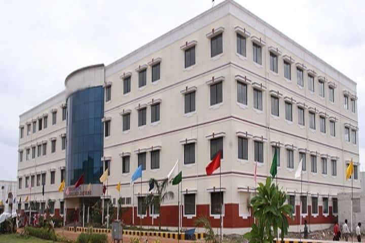Indira College of Nursing campus in Tiruvallur, Tamil Nadu, India — photo 1