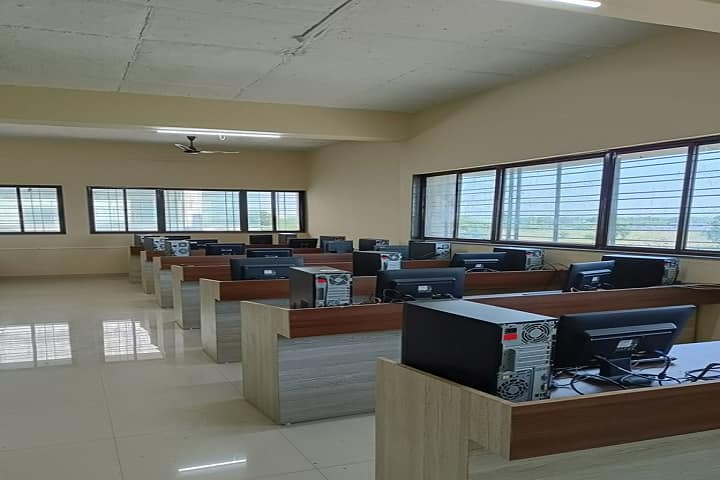 VSS Institute of Pharmacy campus in Badnapur, Maharashtra, India — photo 3