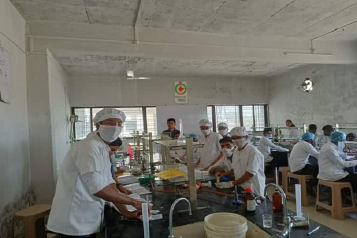 VSS Institute of Pharmacy campus in Badnapur, Maharashtra, India — photo 5