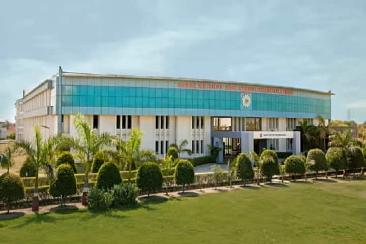 KSET Vadodara campus in Vadodara, Gujarat, India — photo 1