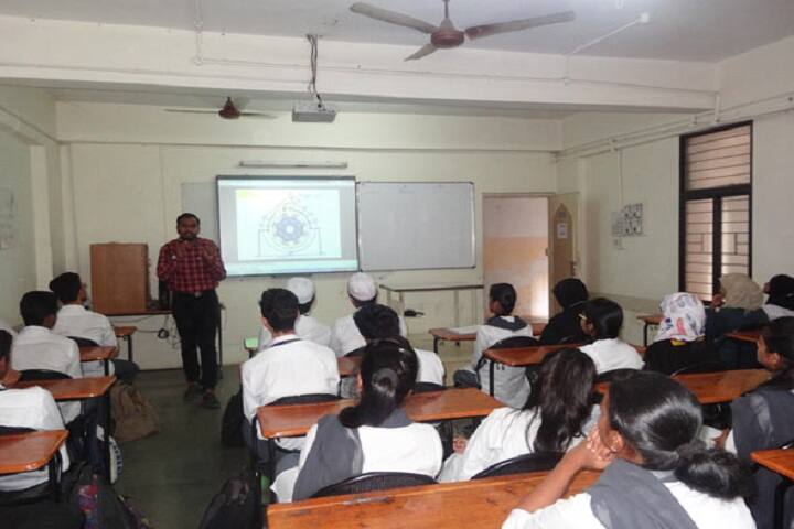 Maharashtra Cosmopolitan Education Society's Allana College of Pharmacy campus in Pune, Maharashtra, India — photo 4
