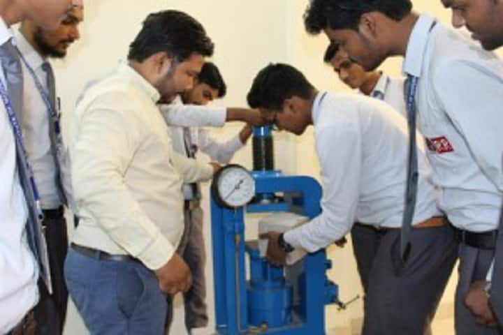 RR Institute of Modern Polytechnic campus in Lucknow, Uttar Pradesh, India — photo 4