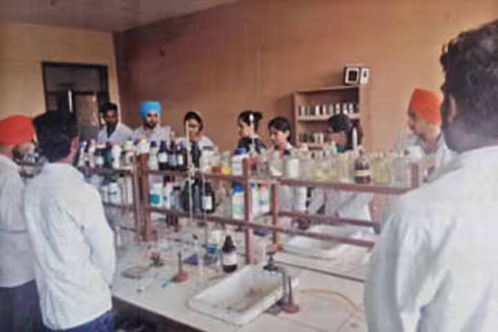 VMS College of Pharmacy campus in Batala, Punjab, India — photo 3