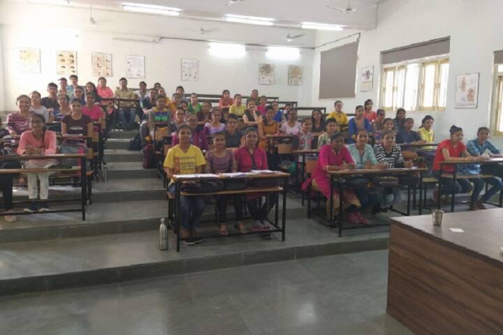 Government College of Nursing campus in Bhavnagar, Gujarat, India — photo 4