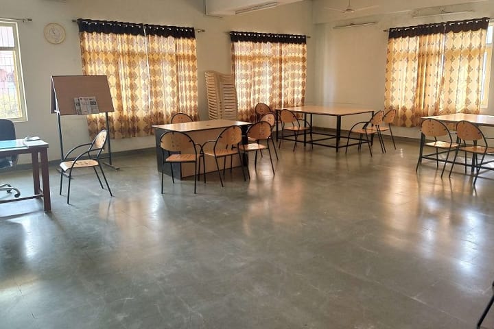 Government College of Nursing campus in Bhavnagar, Gujarat, India — photo 6