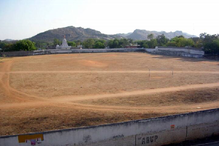 VL College of Pharmacy campus in Raichur, Karnataka, India — photo 6