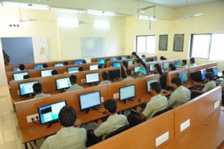 Swami Vivekanand College of Pharmacy campus in Basti, Uttar Pradesh, India — photo 4