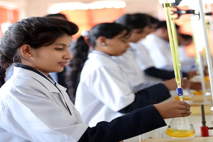 Vivekanand College of Pharmacy campus in Sikar, Rajasthan, India — photo 2