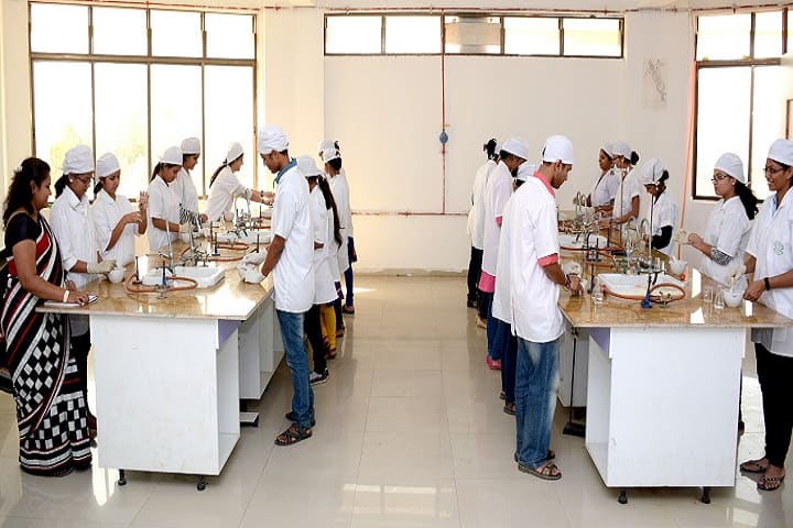 Viva Institute of Pharmacy campus in Virar, Maharashtra, India — photo 6
