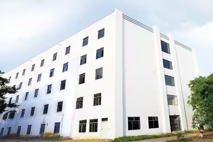 SVS Institute of Pharmacy campus in Hanamkonda, Telangana, India — photo 1
