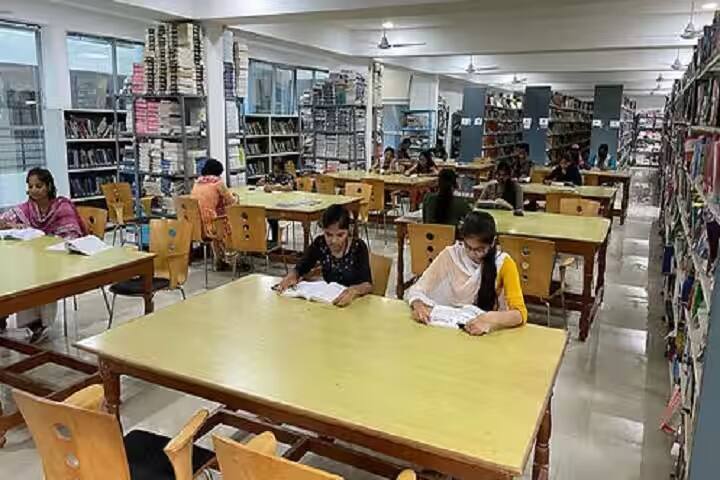 SVS Institute of Pharmacy campus in Hanamkonda, Telangana, India — photo 5