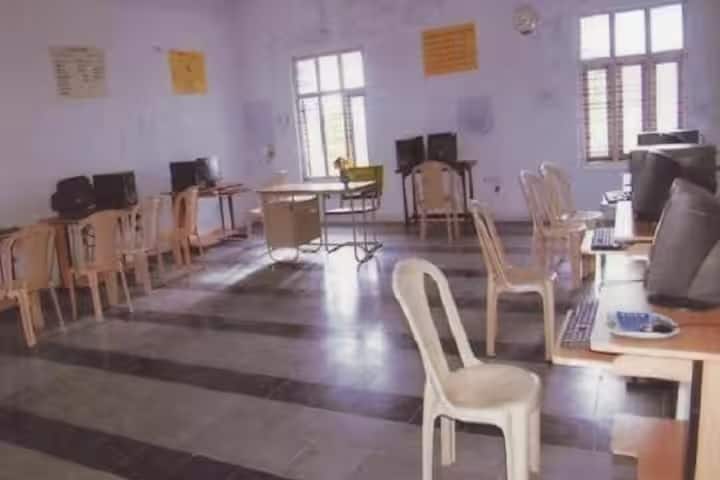 Jangaon College of Education campus in Raghunathapally, Telangana, India — photo 4