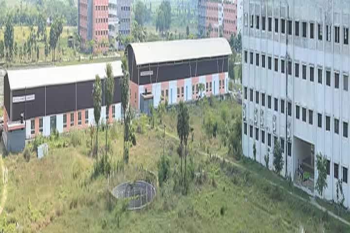 Surya School of Pharmacy campus in Vikravandi, Tamil Nadu, India — photo 1